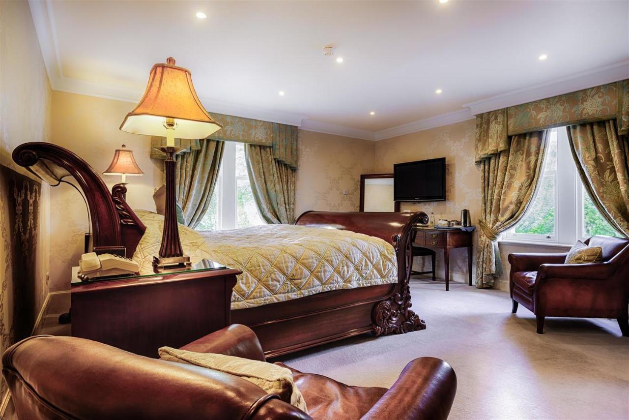Mansion House Hotel إلجين المظهر الخارجي الصورة