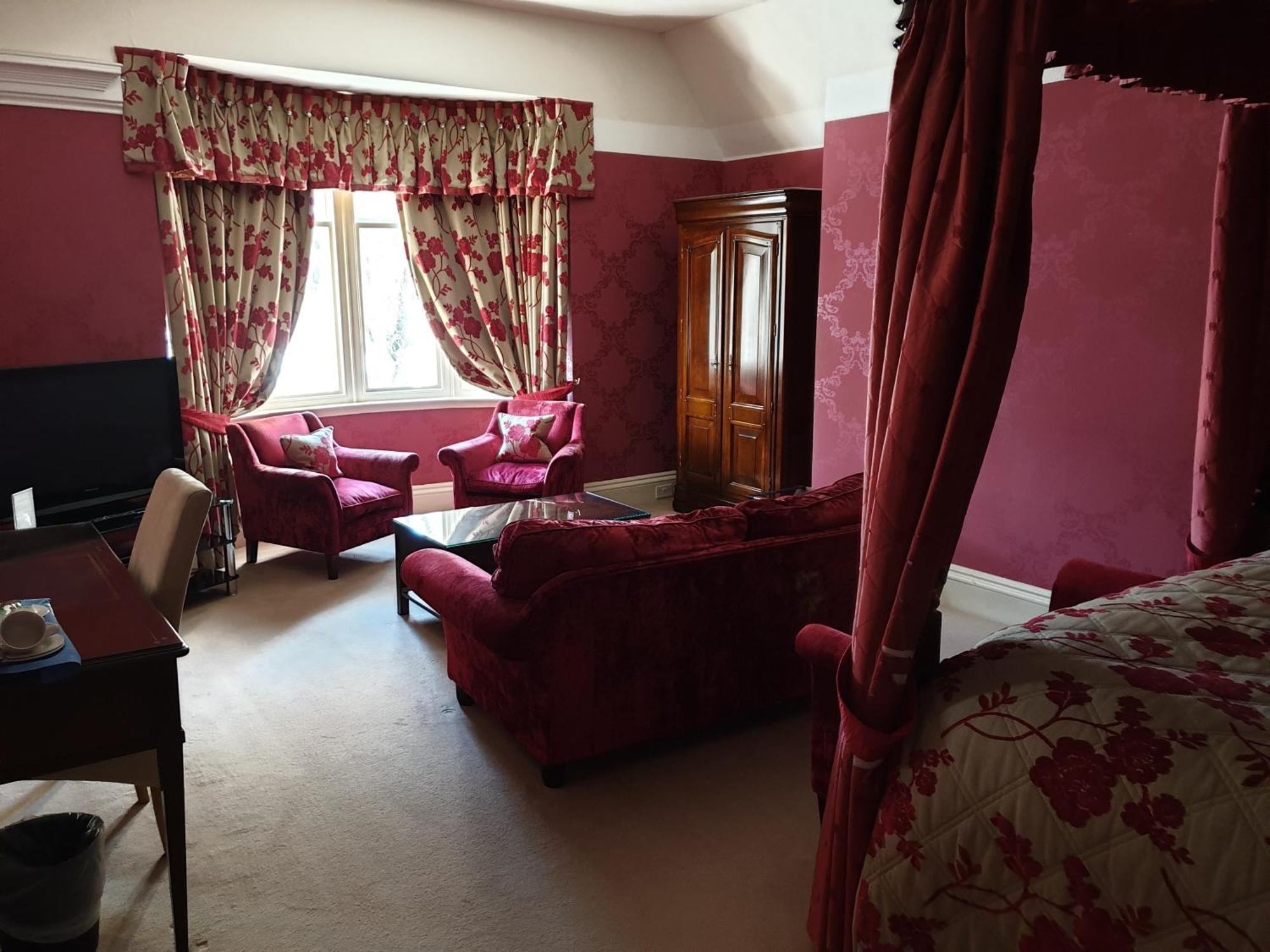 Mansion House Hotel إلجين المظهر الخارجي الصورة