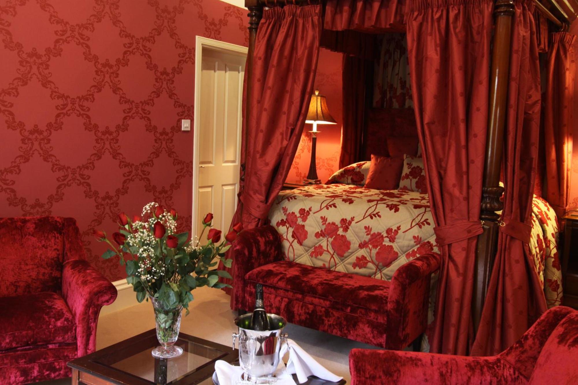 Mansion House Hotel إلجين المظهر الخارجي الصورة