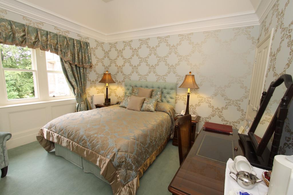 Mansion House Hotel إلجين المظهر الخارجي الصورة