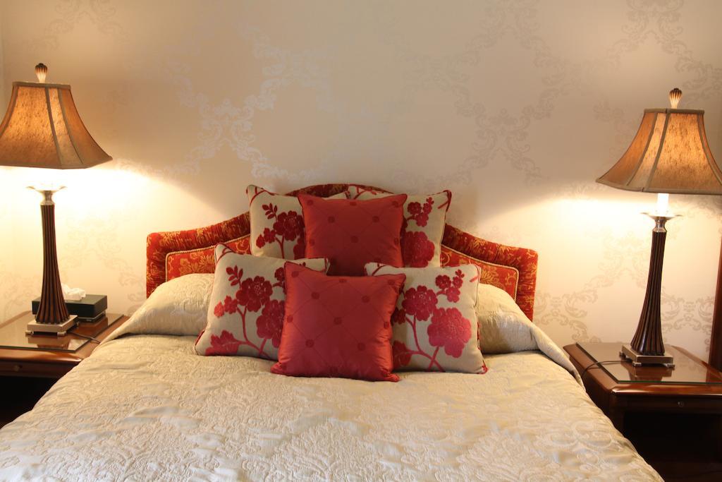 Mansion House Hotel إلجين الغرفة الصورة